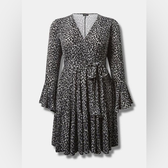 Torrid Mini Studio Knit Tiered Dress Animal Print Cheetah Size 3x NWT - Picture 4 of 6